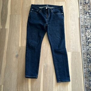 listing-status-banner